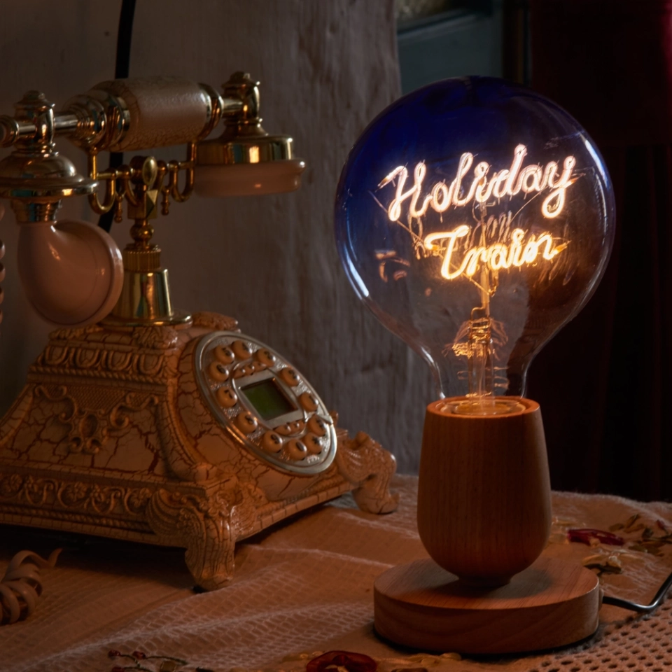 G125 Blue Top Clear Bottom Custom Letter LED Globe Bulb with Warm White Double-Line Filament (4)