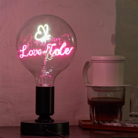 G125 Clear Glass Custom Letter LED Globe Bulb with Double-Line Personalized Filament G125 Clear Glass Custom Letter LED Globe Bulb with Double-Line Personalized Filament