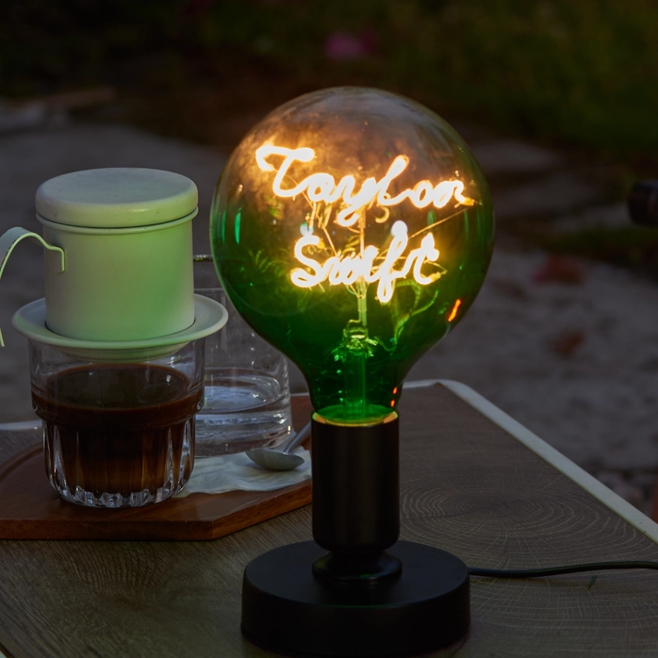 G125 Clear Top Green Base Custom Letter LED Globe Bulb with Warm White Double-Line Filament (7)