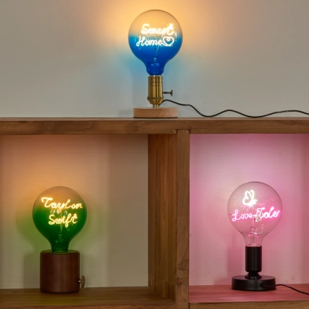 G125 Clear Top Rose Red Base Custom Letter LED Globe Bulb with Warm White Double-Line Filament G125 Clear Top Rose Red Base Custom Letter LED Globe Bulb with Warm White Double-Line Filament