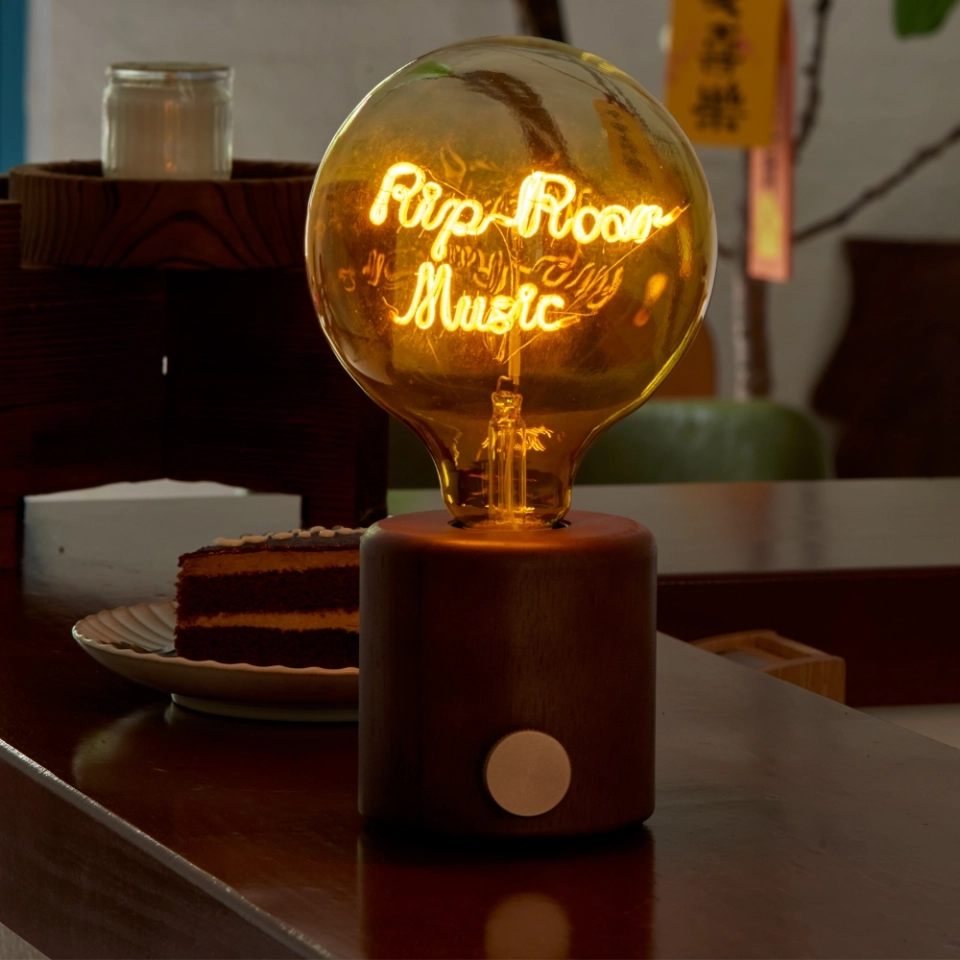 G125 Reverse Two-Tone Custom Letter LED Globe Bulb with Clear Top and Lemon Yellow Base (4) G125 Reverse Two-Tone Custom Letter LED Globe Bulb with Clear Top and Lemon Yellow Base (4)