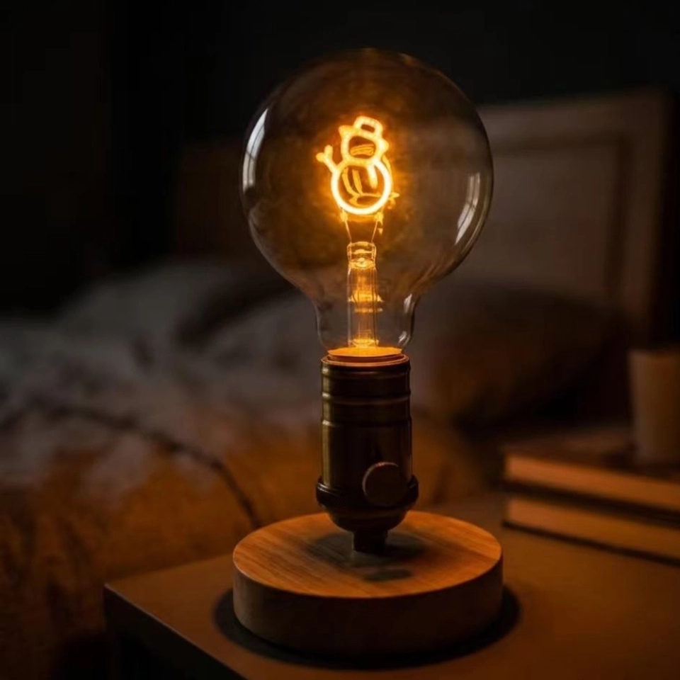 G95 Clear Glass LED Bulb with Snowman LED Light Plate (5)